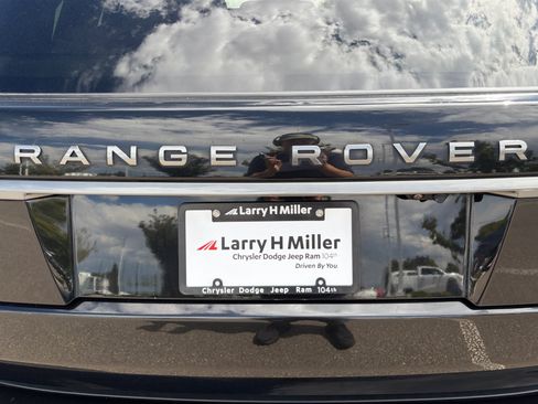 Used 2021 Land Rover Range Rover AWD/4WD image 17