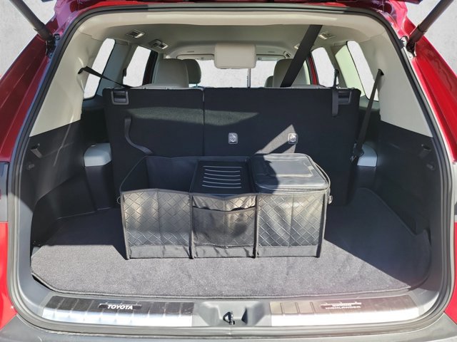 Used 2026 Toyota Grand Highlander FWD image 6