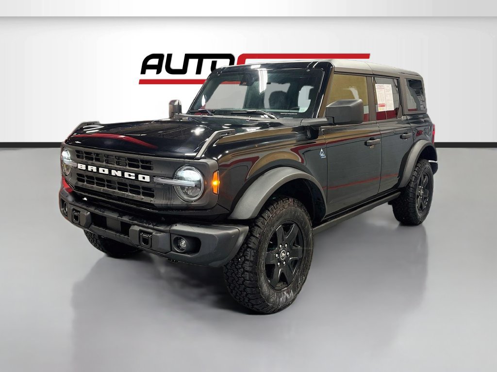 Used 2024 Ford Bronco Black Diamond AWD/4WD image 3