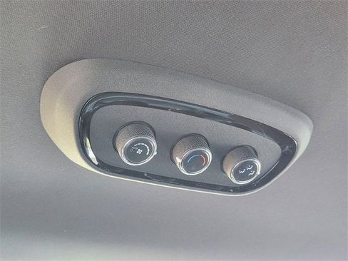 Certified 2023 Dodge Durango GT image 30