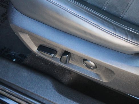 Used 2022 Mitsubishi Outlander SE image 22