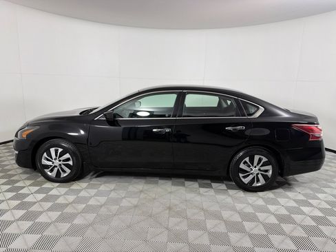 Used 2013 Nissan Altima 2.5 S image 8