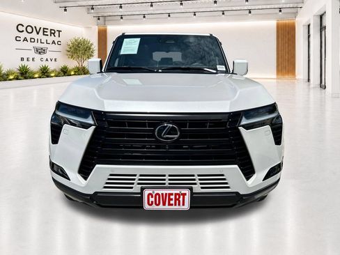 Used 2024 Lexus GX 550 w/ Accessory Package (2T) AWD/4WD image 3