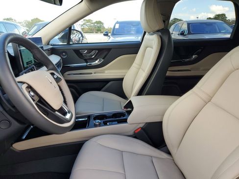 New 2026 Lincoln Corsair Reserve image 21