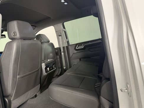 Used 2025 Chevrolet Silverado 2500 LTZ AWD/4WD image 30
