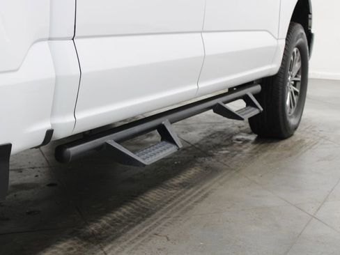 Used 2022 Ford F150 XLT image 14