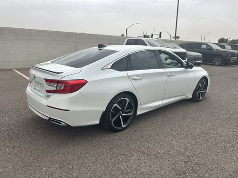 Used 2022 Honda Accord Sport image 5