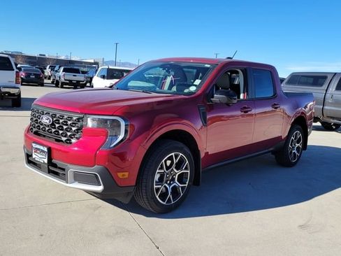 New 2026 Ford Maverick Lariat image 4