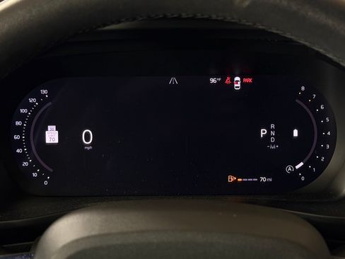 Used 2024 Volvo XC40 B5 Plus w/ Protection Package Premier AWD/4WD image 19