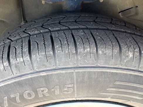 Used 2005 Buick Century Custom FWD image 4