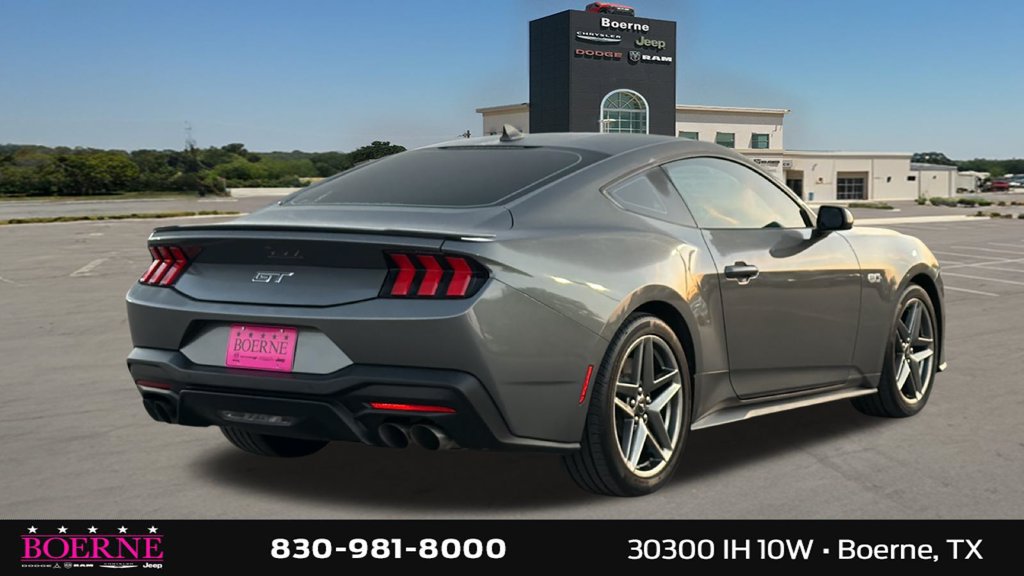 Used 2024 Ford Mustang GT RWD image 3