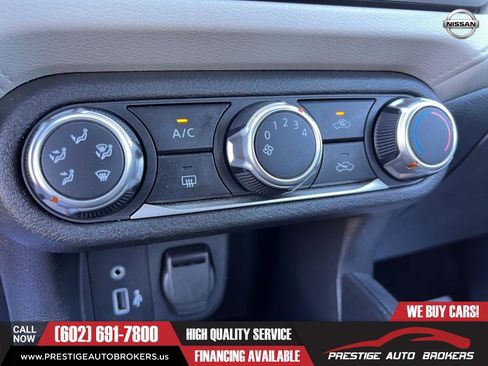 Used 2021 Nissan Versa SV image 33