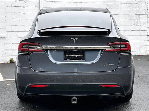 Used 2020 Tesla Model X Long Range image 9