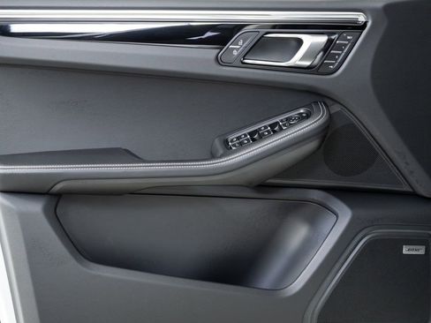 New 2026 Porsche Macan S AWD/4WD image 6