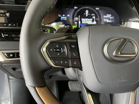 Certified 2026 Lexus RX 350h w/ Convenience Package image 14