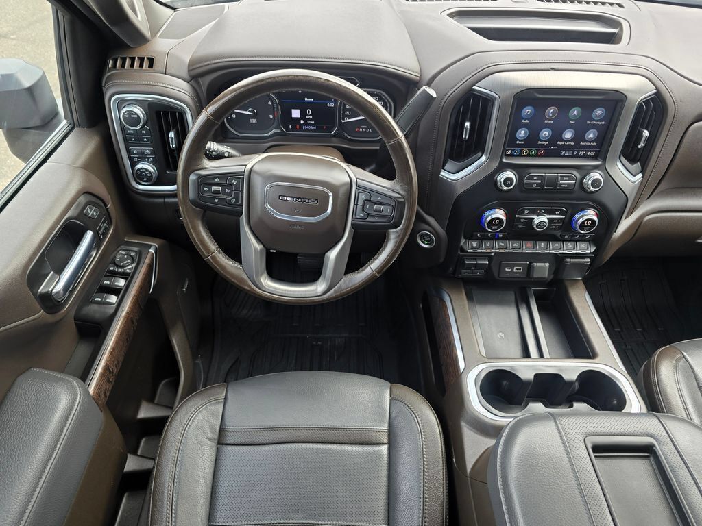 Used 2022 GMC Sierra 3500 Denali w/ Denali Ultimate Package AWD/4WD image 10