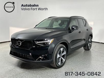 New 2025 Volvo XC40 B5 Plus w/ Protection Package Premier