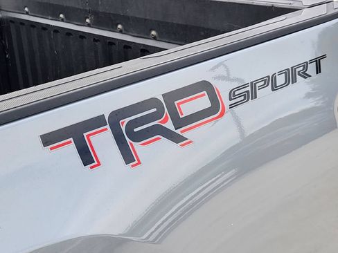 Used 2021 Toyota Tacoma TRD Sport w/ Technology Package RWD image 13