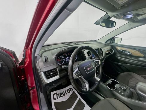 Used 2018 GMC Terrain SLE image 9