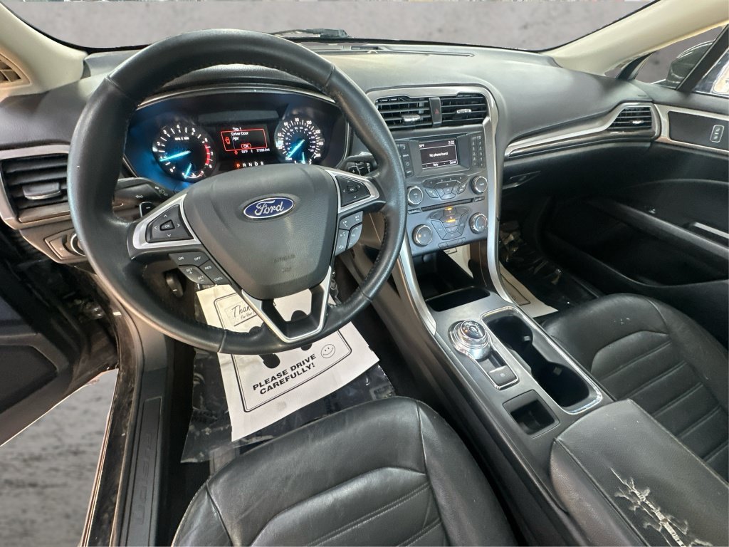 Used 2017 Ford Fusion SE AWD/4WD image 32