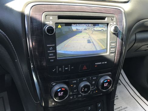 Used 2017 Buick Enclave Leather image 17