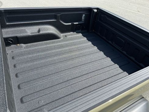 New 2025 Jeep Gladiator Mojave w/ Convenience Group image 23