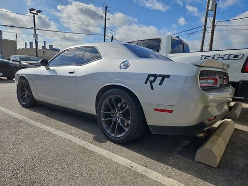 Used 2021 Dodge Challenger R/T RWD image 2