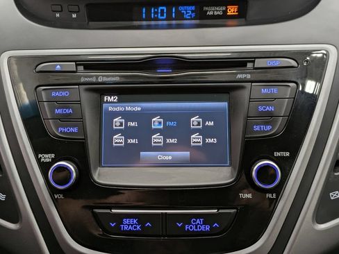 Used 2016 Hyundai Elantra Value Edition FWD image 9