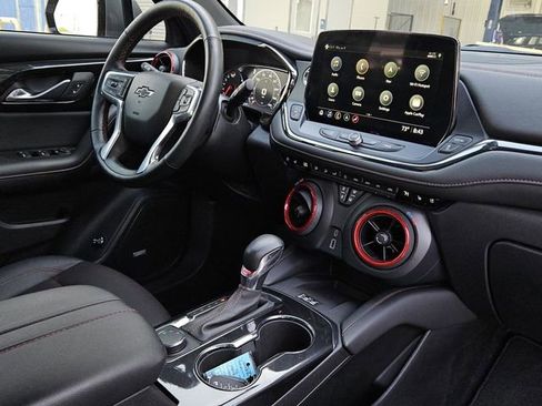 Used 2024 Chevrolet Blazer RS w/ Driver Confidence II Package FWD image 33
