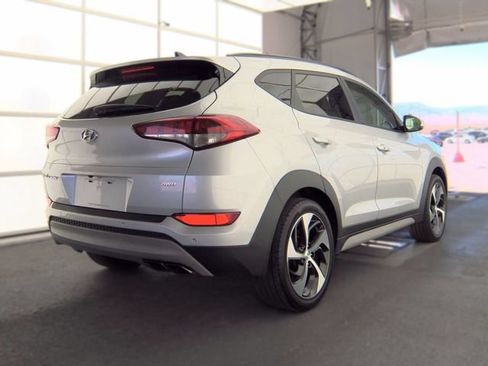 Used 2018 Hyundai Tucson Value AWD/4WD image 3