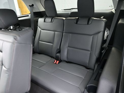 New 2026 Ford Explorer Active w/ Active Comfort Package AWD/4WD image 19