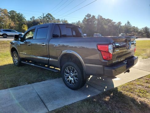 Used 2017 Nissan Titan Platinum Reserve image 12