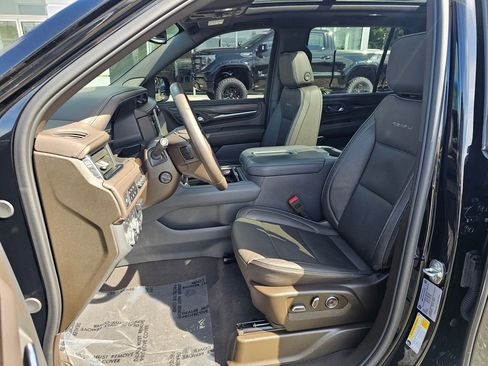 Used 2024 GMC Yukon Denali w/ Max Trailering Package AWD/4WD image 24