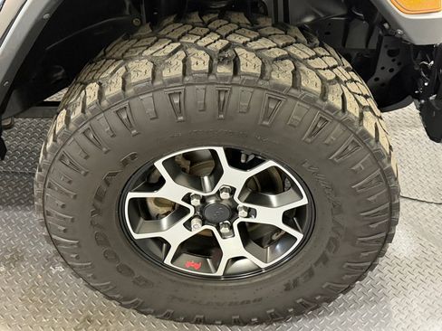 Used 2020 Jeep Wrangler Unlimited Rubicon image 17