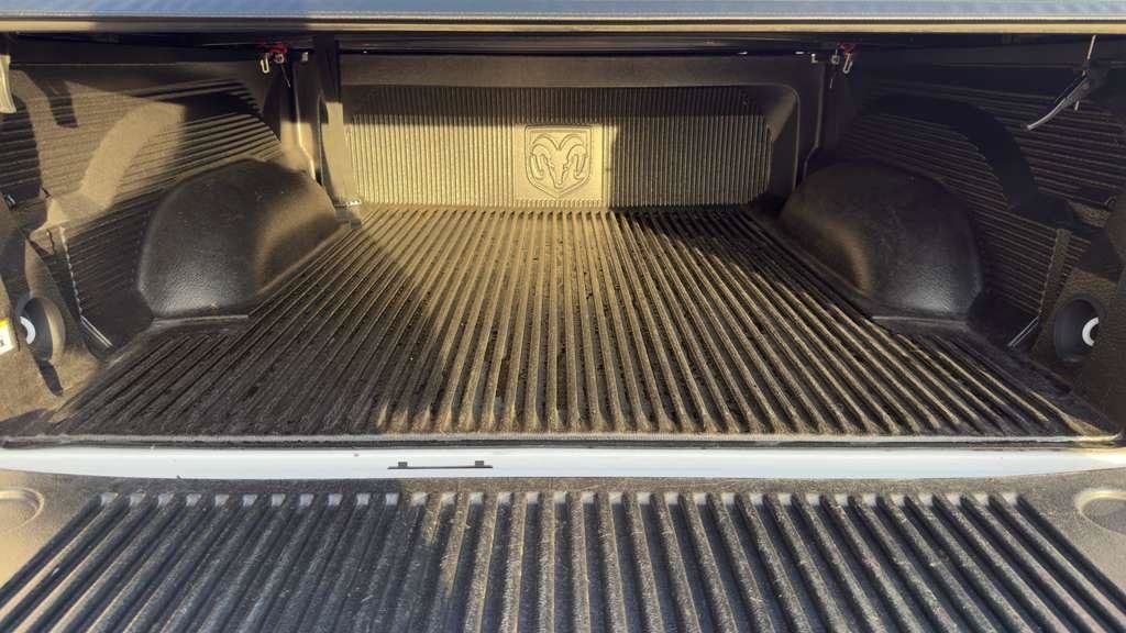 Used 2017 RAM 1500 Big Horn RWD image 24