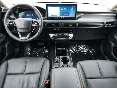 Used 2024 Lincoln Corsair Reserve image 21