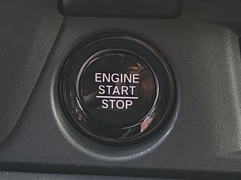 New 2025 Honda Pilot Sport image 15