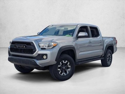 Used 2017 Toyota Tacoma TRD Off-Road w/ Premium & Technology Package image 1