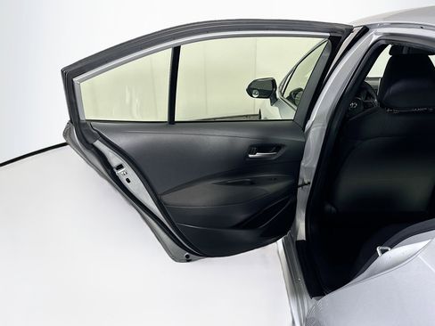 Used 2020 Toyota Corolla LE w/ LE Premium Package image 26