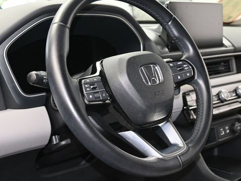 Used 2024 Honda Pilot EX-L image 14