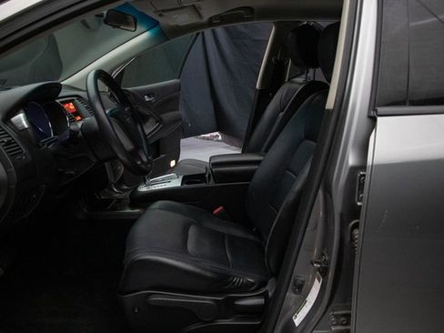 Used 2012 Nissan Murano S image 32