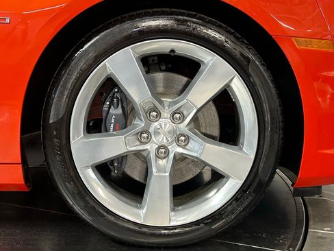 Used 2010 Chevrolet Camaro SS w/ Interior Accent Trim Package RWD image 19