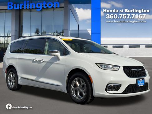 Used 2021 Chrysler Pacifica Limited w/ Premium & Safety Sphere Group AWD/4WD image 8