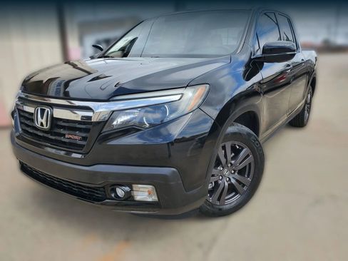 Used 2018 Honda Ridgeline Sport image 4