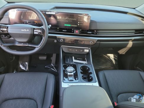 New 2027 Kia Carnival EX w/ Dark Edition Package FWD image 10