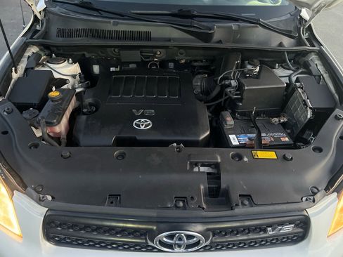 Used 2007 Toyota RAV4 Sport image 32