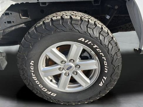 Used 2021 Ford F150 XL w/ Trailer Tow Package image 28