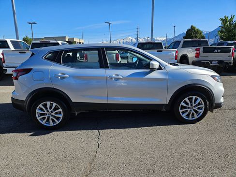 Used 2021 Nissan Rogue Sport S AWD/4WD image 2