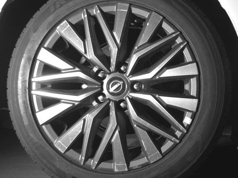 Used 2025 Nissan Altima 2.5 SV FWD image 15