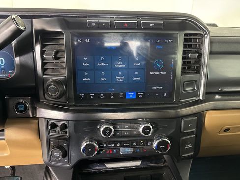 Used 2023 Ford F350 Lariat w/ Tow Technology Package image 12